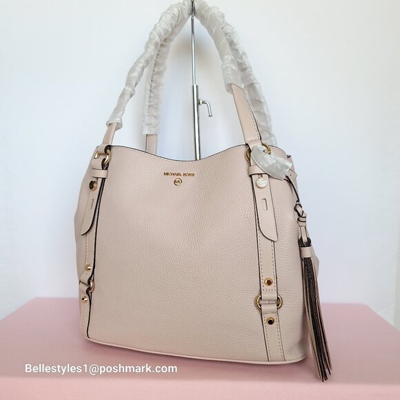 MICHAEL KORS Carrie Pebbled Leather Large Shoulder Tote- Soft Pink color⭐ - Picture 4 of 16